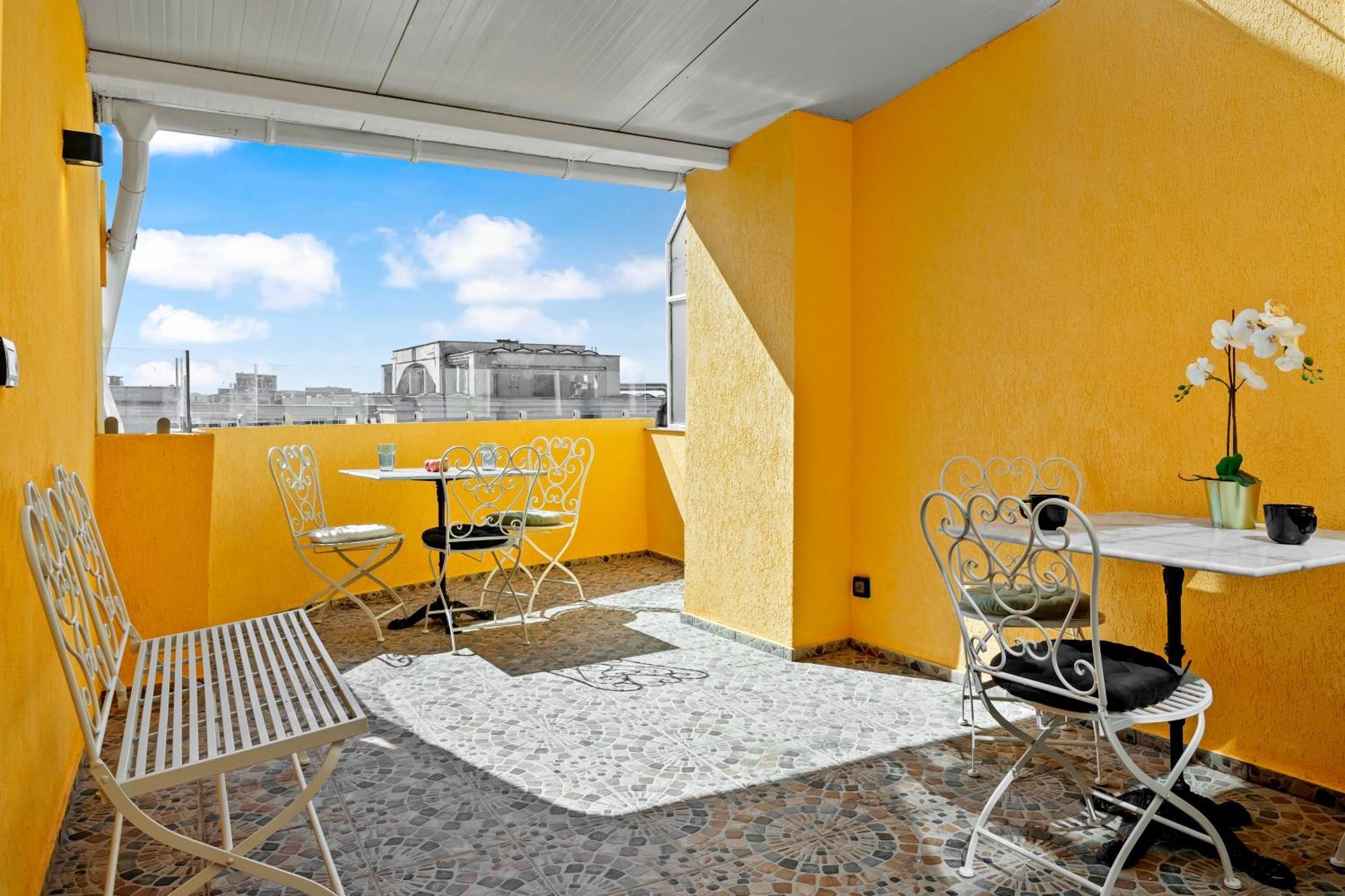 Art Nouveau Penthouse Bucharest Apartment Exterior photo